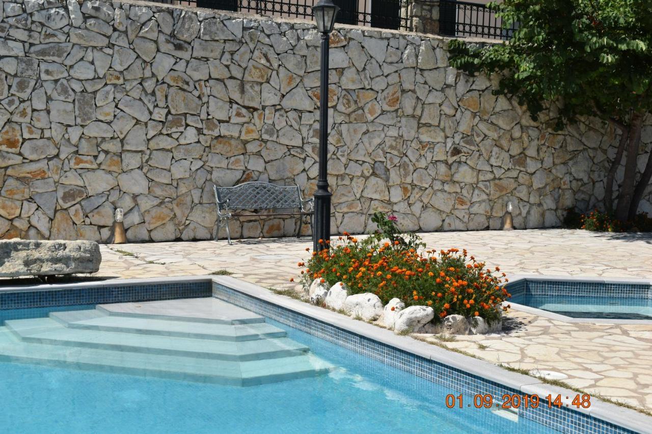Estate Dafnopanagia Villa Magda Asprogerakata Extérieur photo