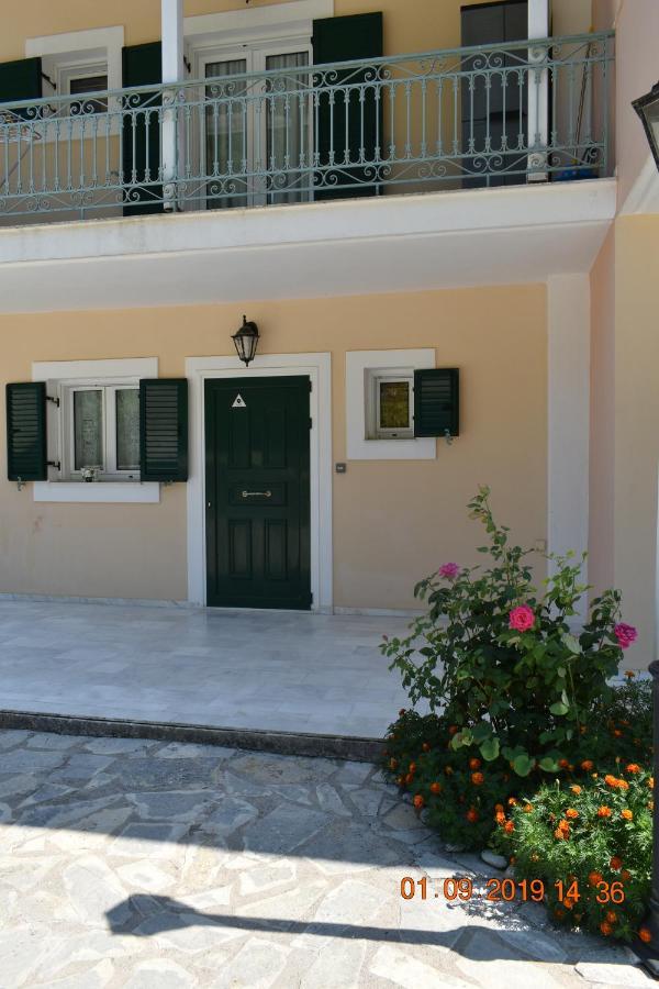 Estate Dafnopanagia Villa Magda Asprogerakata Extérieur photo